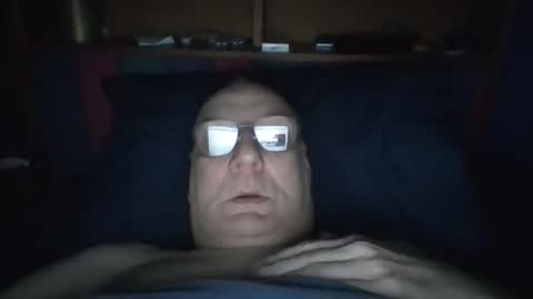 Snapshot of tebb61 chatting on October 21, 2025, 5:41 am Mark online show from October 21, 2025, 5:41 am