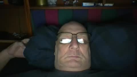 Snapshot of tebb61 chatting on June 4, 2026, 9:04 am Mark online show from June 4, 2026, 9:04 am