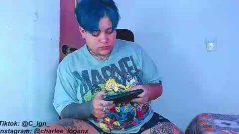 Charlee He online show from December 31, 2024, 4:38 am