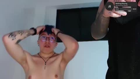 Charlee He online show from September 12, 2025, 1:17 am