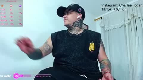 Charlee He online show from March 29, 2026, 2:50 pm