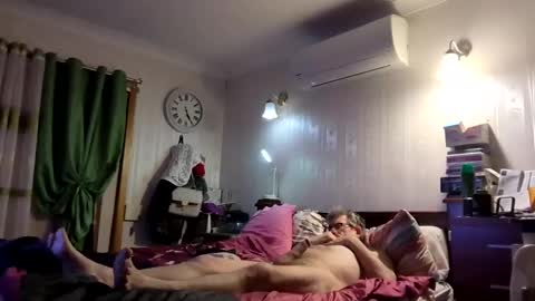 Theodore online show from December 5, 2024, 6:54 am