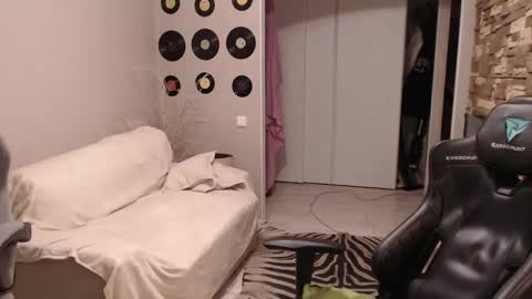 Teddy online show from March 2, 2026, 2:36 am