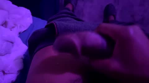 tediibear22 online show from March 5, 2025, 12:22 pm