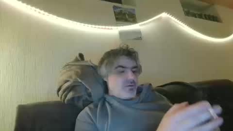 Snapshot of teeforyou chatting on March 12, 2026, 7:09 pm Peter online show from March 12, 2026, 7:09 pm
