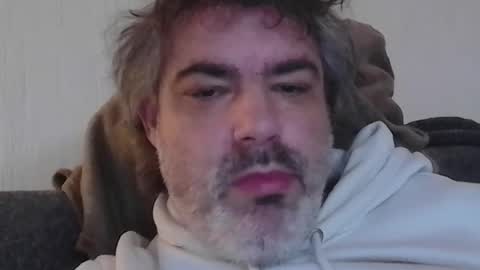 Snapshot of teeforyou chatting on April 4, 2026, 1:41 pm Peter online show from April 4, 2026, 1:41 pm