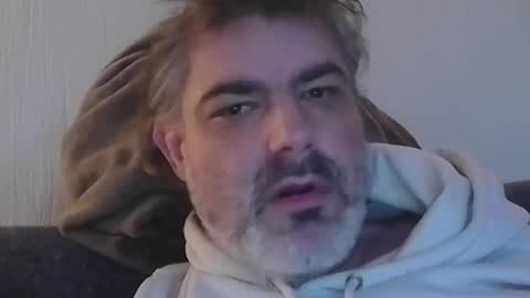 Snapshot of teeforyou chatting on April 7, 2026, 3:45 pm Peter online show from April 7, 2026, 3:45 pm