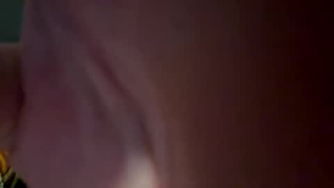 Twizzler online show from February 20, 2025, 4:07 am