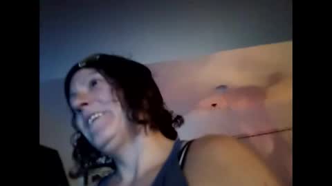 Xyainou online show from April 15, 2026, 11:39 am