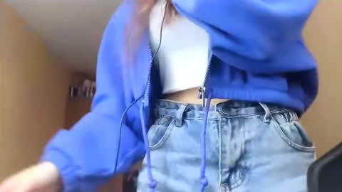 Snapshot of teganmeiser chatting on October 28, 2025, 10:41 am Kimi online show from October 28, 2025, 10:41 am