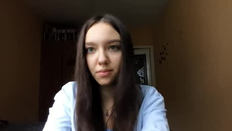 Snapshot of teganmeiser chatting on November 7, 2025, 9:31 am Kimi online show from November 7, 2025, 9:31 am