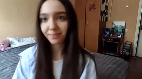 Snapshot of teganmeiser chatting on November 25, 2025, 12:38 pm Kimi online show from November 25, 2025, 12:38 pm