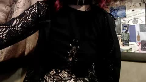 Snapshot of telema_ chatting on December 19, 2025, 8:27 pm ruth online show from December 19, 2025, 8:27 pm