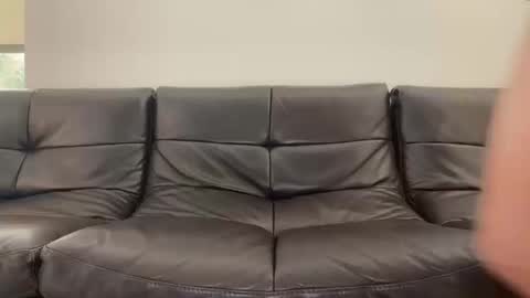 tellmewhat2dooo online show from October 10, 2025, 12:42 am