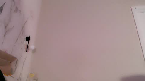 Snapshot of temberli chatting on November 6, 2025, 2:23 am temberli online show from November 6, 2025, 2:23 am