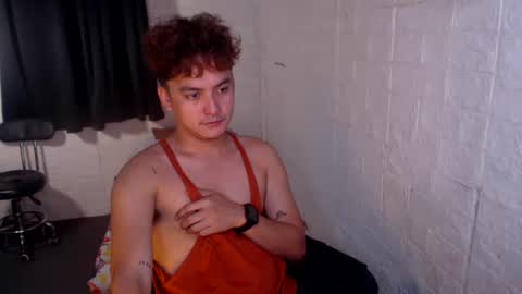 tempting_jon online show from June 3, 2026, 2:36 am