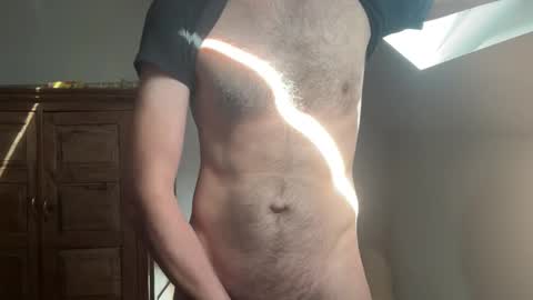 tender_joy_love online show from September 14, 2025, 12:37 pm