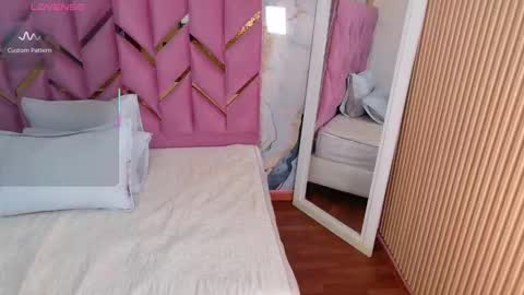 Tatiana online show from October 31, 2025, 12:28 pm