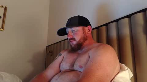 tenn239 online show from April 8, 2026, 2:33 am