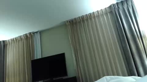 tenn239 online show from April 13, 2026, 1:00 am