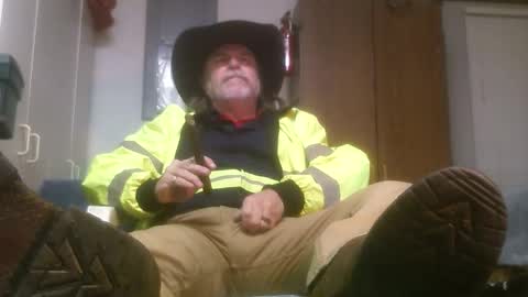 Tennredneck online show from January 24, 2025, 5:21 am