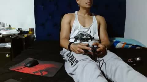 teoyes_ online show from February 13, 2026, 3:19 pm