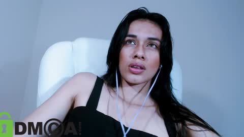 Lisa online show from December 22, 2024, 3:22 pm