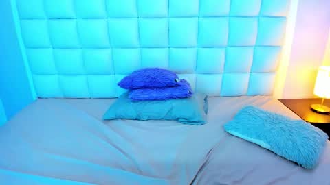 Teresa online show from November 15, 2025, 3:04 am