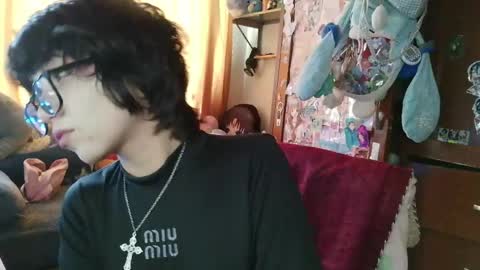 Snapshot of terraelowen chatting on April 7, 2026, 1:33 pm Terra Elowen online show from April 7, 2026, 1:33 pm