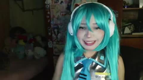 Snapshot of terraelowen chatting on April 16, 2026, 1:17 am Terra Elowen online show from April 16, 2026, 1:17 am