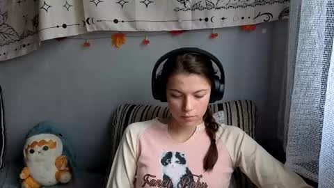 Snapshot of terranaufzinger chatting on November 19, 2025, 4:23 am Anny Simpson online show from November 19, 2025, 4:23 am