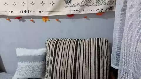 Snapshot of terranaufzinger chatting on December 14, 2025, 1:22 am Anny Simpson online show from December 14, 2025, 1:22 am