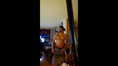 terrellmuscle online show from January 14, 2026, 7:25 am