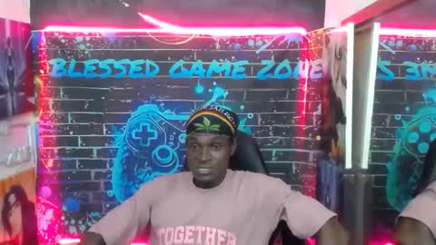 terry_zyzz online show from April 12, 2026, 11:04 am