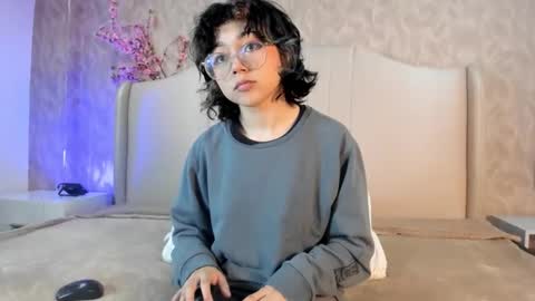 terumikitty online show from March 29, 2026, 8:31 pm