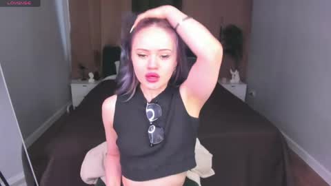 Tessa online show from May 7, 2026, 9:47 am