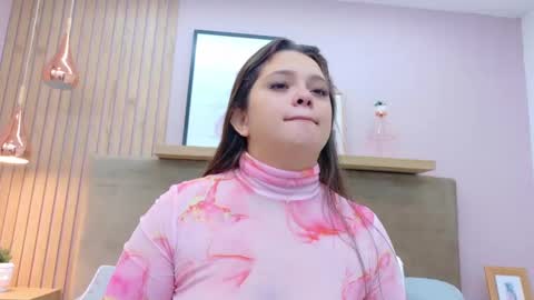 tessa stones online show from October 26, 2025, 3:12 am