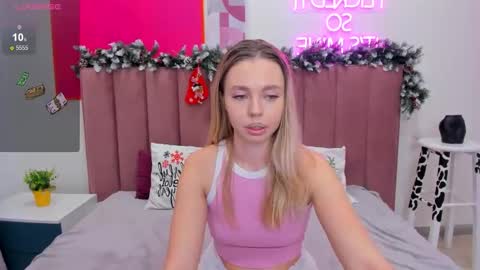 Tessa 3 online show from December 5, 2025, 1:14 am