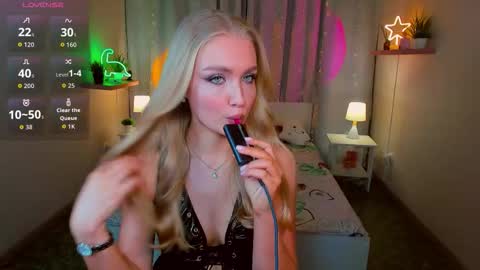 TessaHamilton online show from February 13, 2026, 2:35 pm