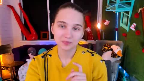 Tessa online show from September 20, 2025, 5:30 am