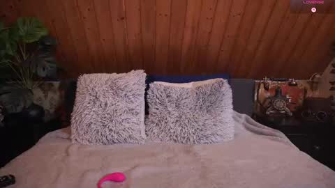 Snapshot of tessawinter chatting on November 2, 2025, 3:58 pm Tessa online show from November 2, 2025, 3:58 pm