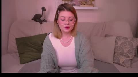 TESSA online show from January 22, 2025, 3:31 am