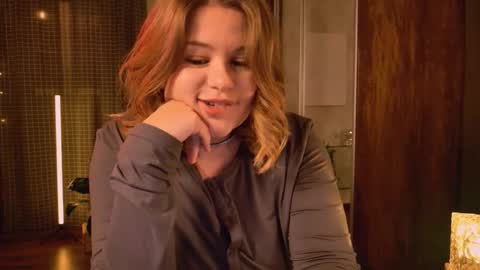 TESSA online show from October 1, 2025, 7:31 pm