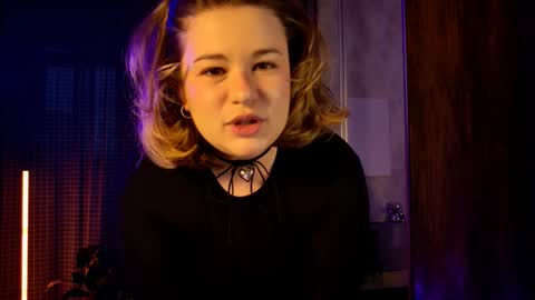 TESSA online show from November 3, 2025, 10:49 am