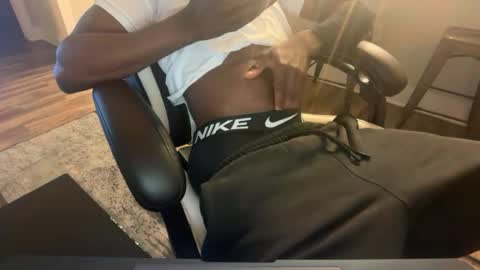 tevvdaren online show from June 15, 2026, 1:41 am
