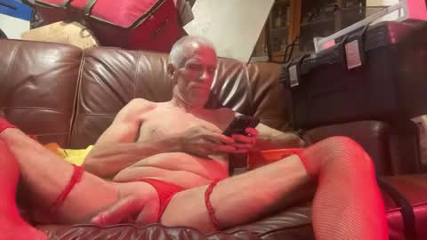 TexPig online show from August 4, 2026, 9:45 am