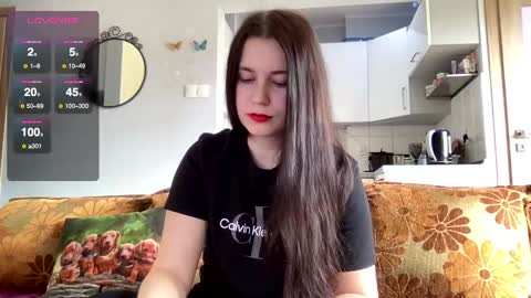 Teylor online show from February 25, 2025, 12:24 pm