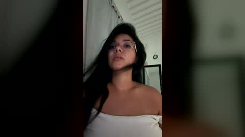 Snapshot of tezza_smith chatting on June 24, 2026, 12:53 am tezza smith online show from June 24, 2026, 12:53 am
