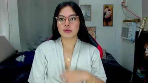 tgirlselena online show from January 15, 2026, 5:01 am