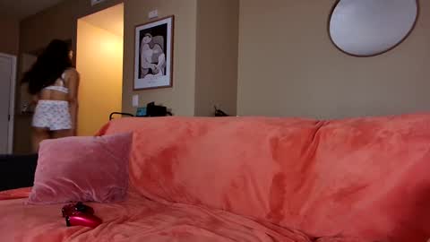 Snapshot of tgirltoesx chatting on March 8, 2025, 5:49 am babygirlmami online show from March 8, 2025, 5:49 am